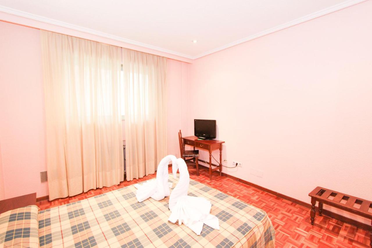 Hotel Castellano Centro Саламанка Екстер'єр фото