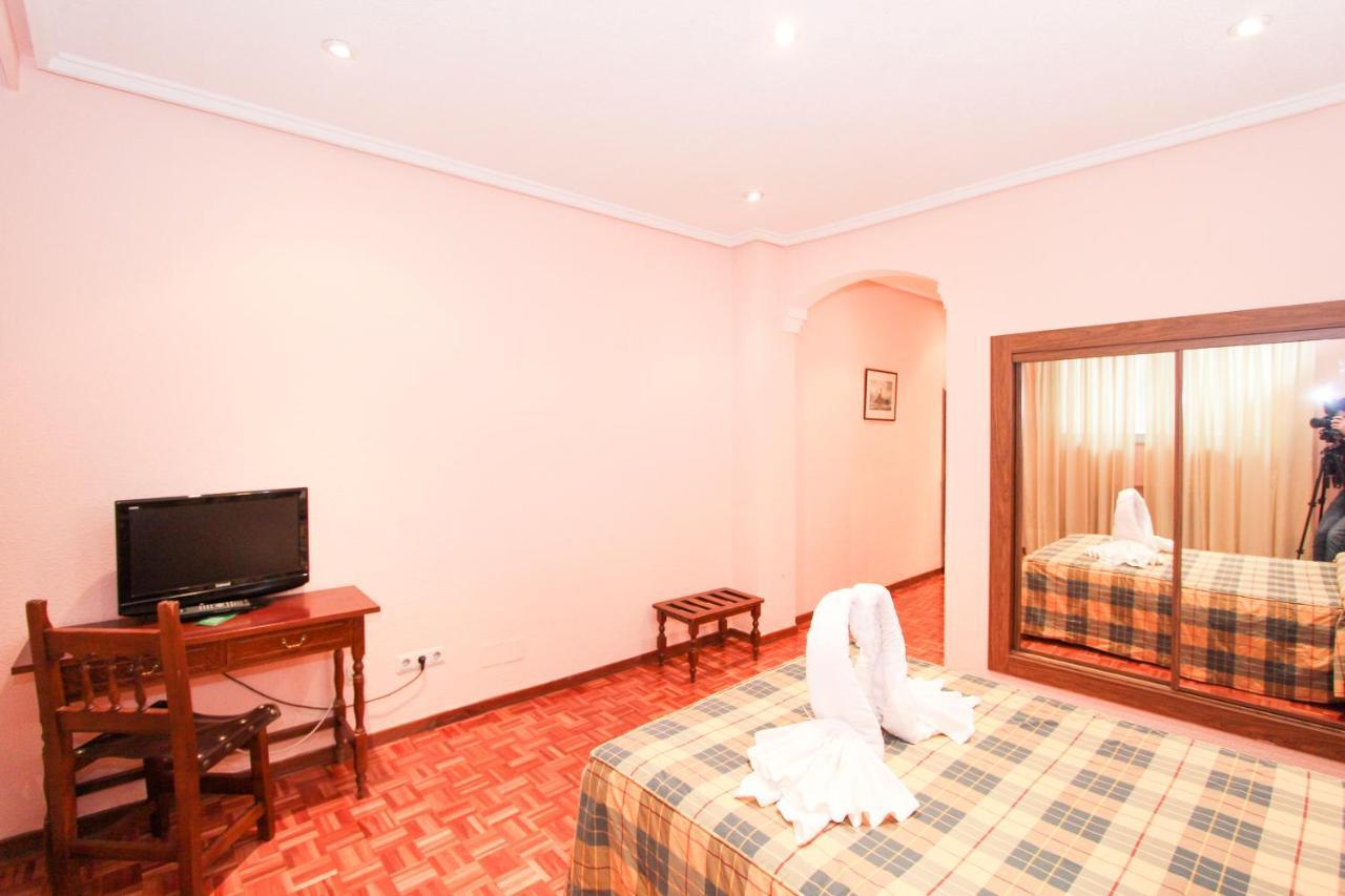 Hotel Castellano Centro Саламанка Екстер'єр фото