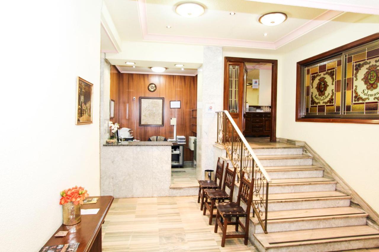 Hotel Castellano Centro Саламанка Екстер'єр фото